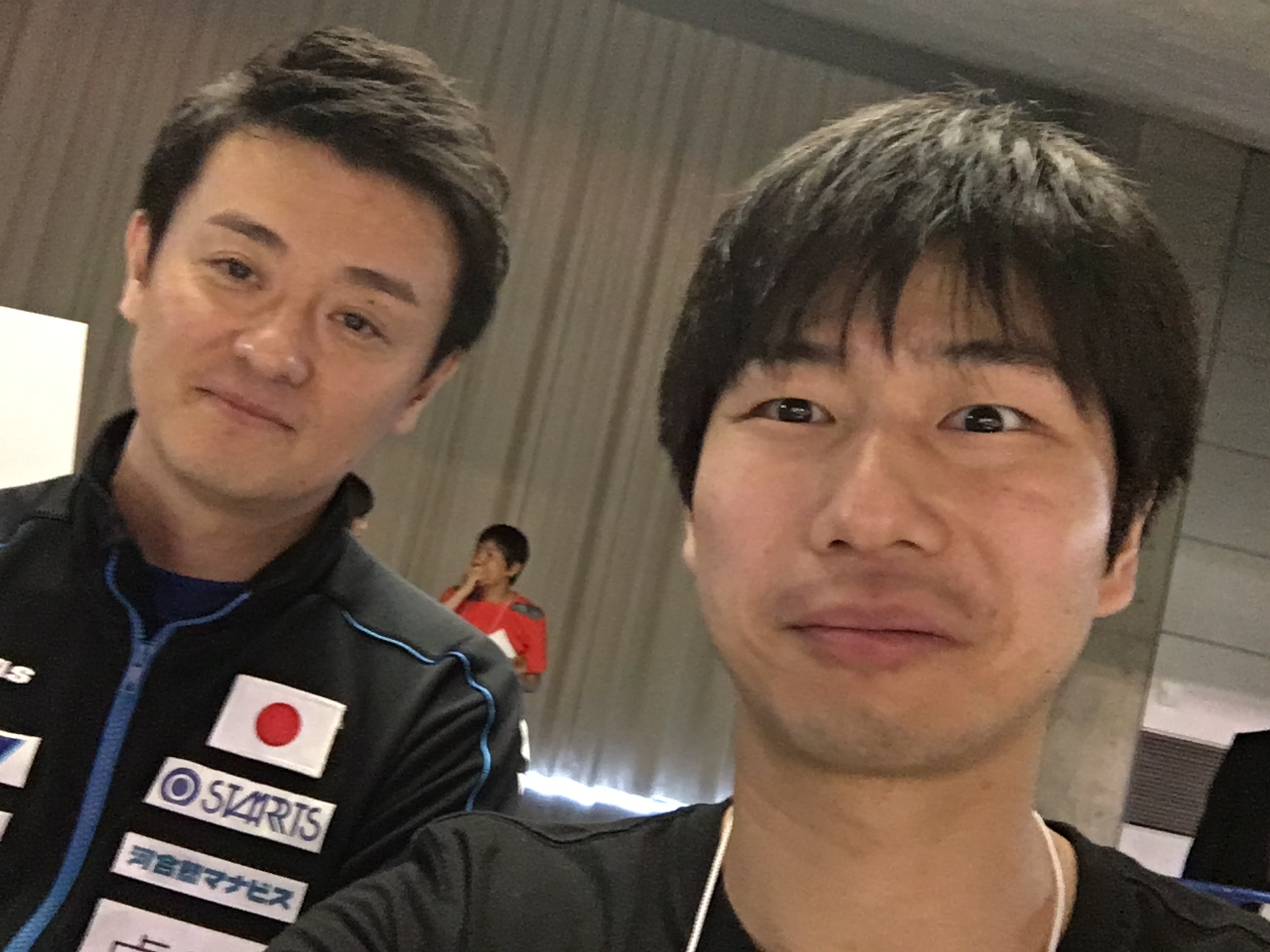 日本代表の男子監督 倉嶋洋介さんです 講義を何度も受けさせてもらいました 監督として素晴らしいだけでなく 現役時は日本1のygサーブとロビングの名手 これからも日本を ぐっちぃの卓球活動日記 Wrm 日本代表の男子監督 倉嶋洋介さんです 講義を何度も受けさせてもらいました 監督として素晴らしいだけでなく 現役時は日本1のygサーブとロビングの名手 これからも日本を ぐっちぃの卓球活動日記 Wrm