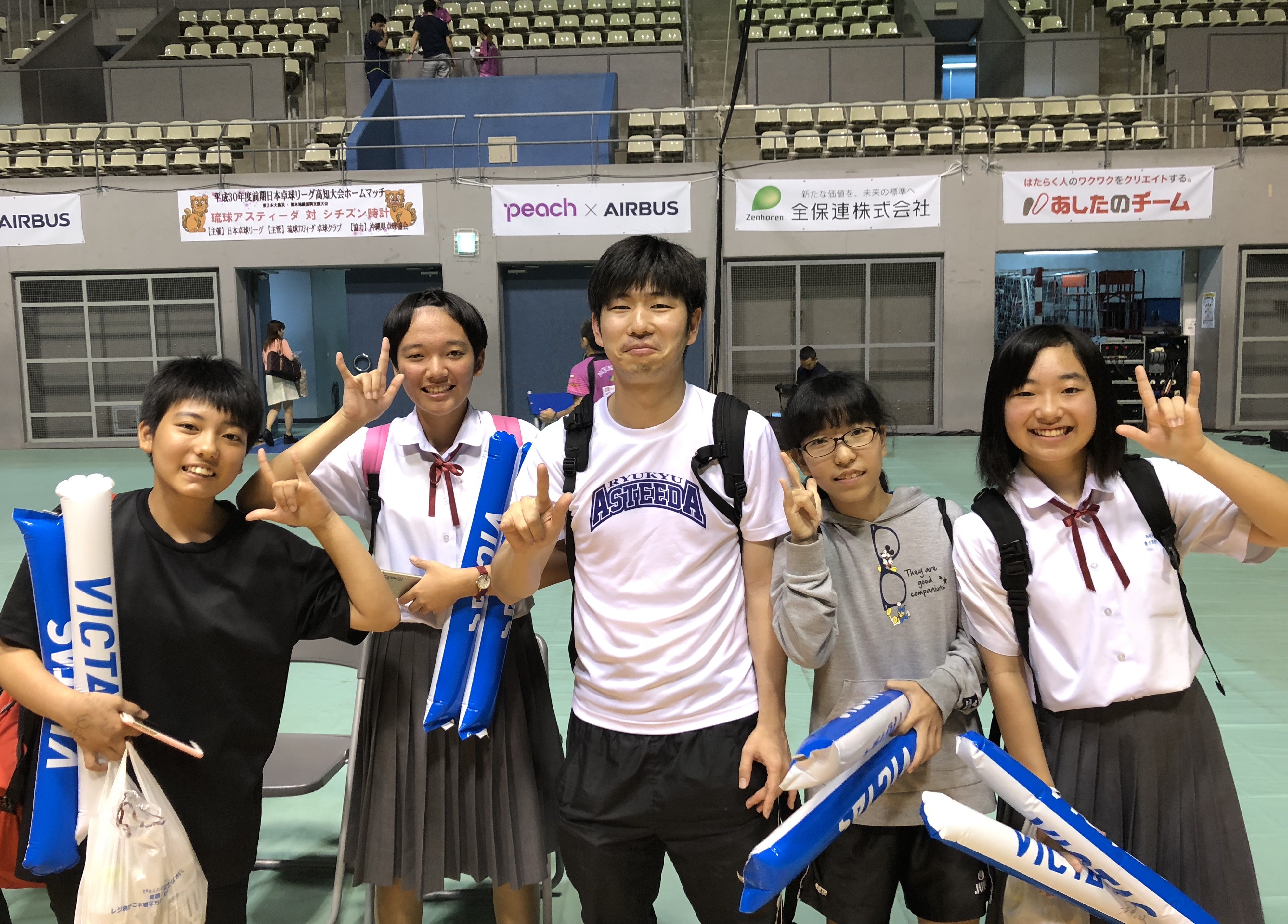 琉球アスティーダのみんな ホームマッチで頑張りました シチズンさんに全部接戦で敗れましたが 1000人 沖縄の大勢の方々から声 日本リーグ1部で頑張る ぐっちぃの卓球活動日記 Wrm