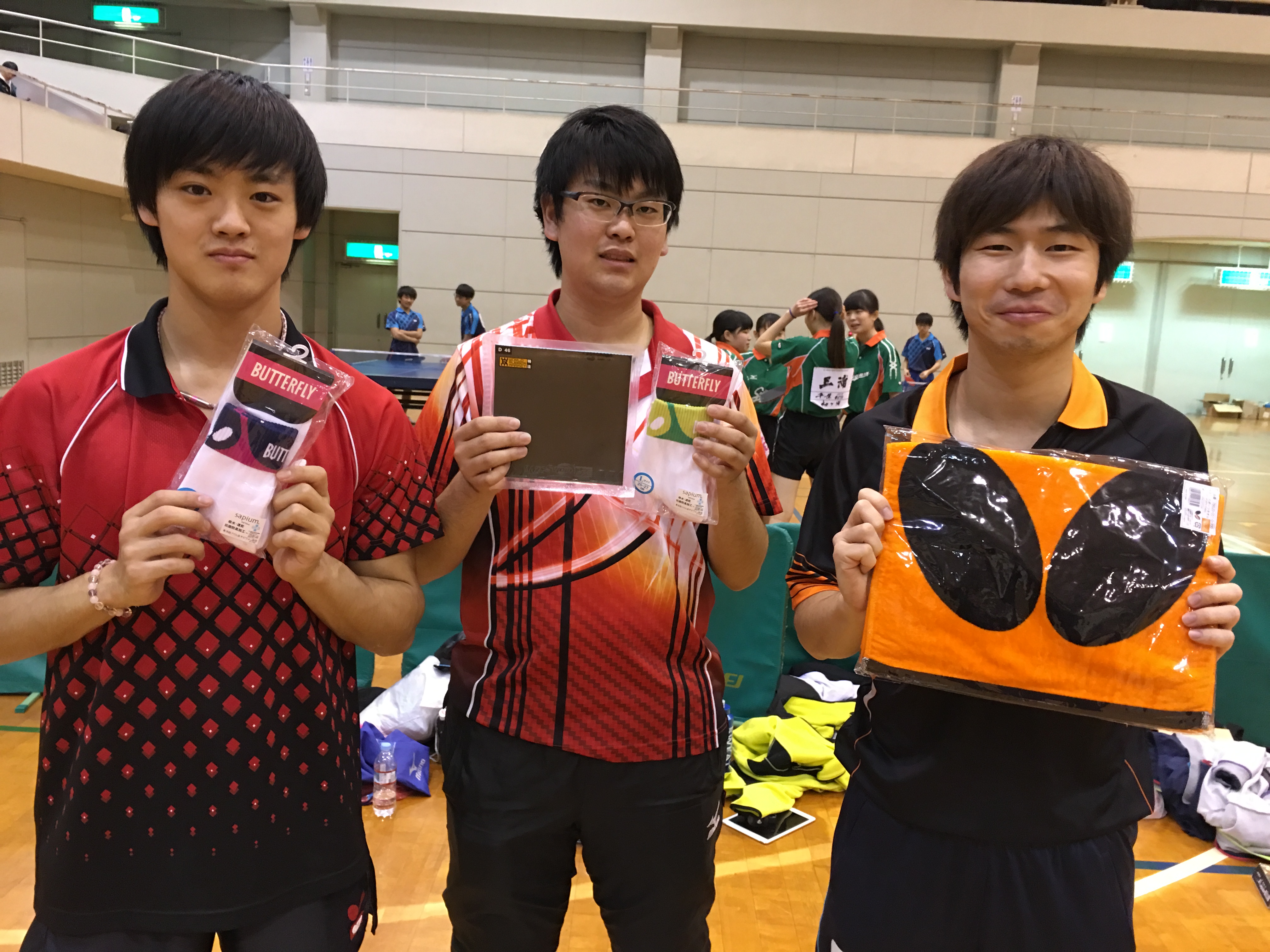 木更津クラブ周年大会にて Wrm 埼玉工業大学チームは 優勝することができました 今年最後の大会 ここから講習会スタート 体が今日はブッ壊れてる ぐっちぃの卓球活動日記 Wrm