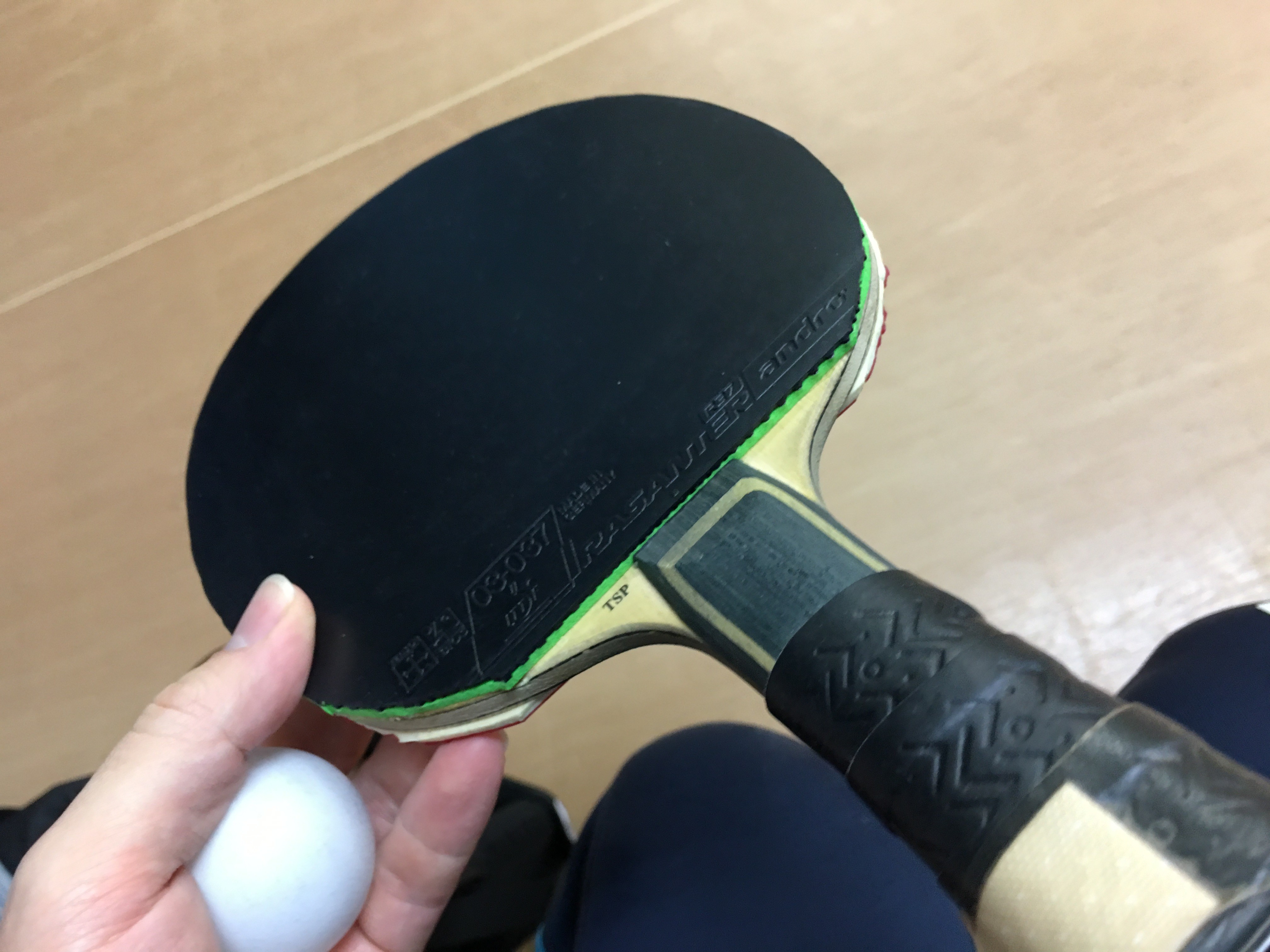 ぐっちぃ】中国卓球さんで指導をしている方の使用用具♪ヒノカーボンに