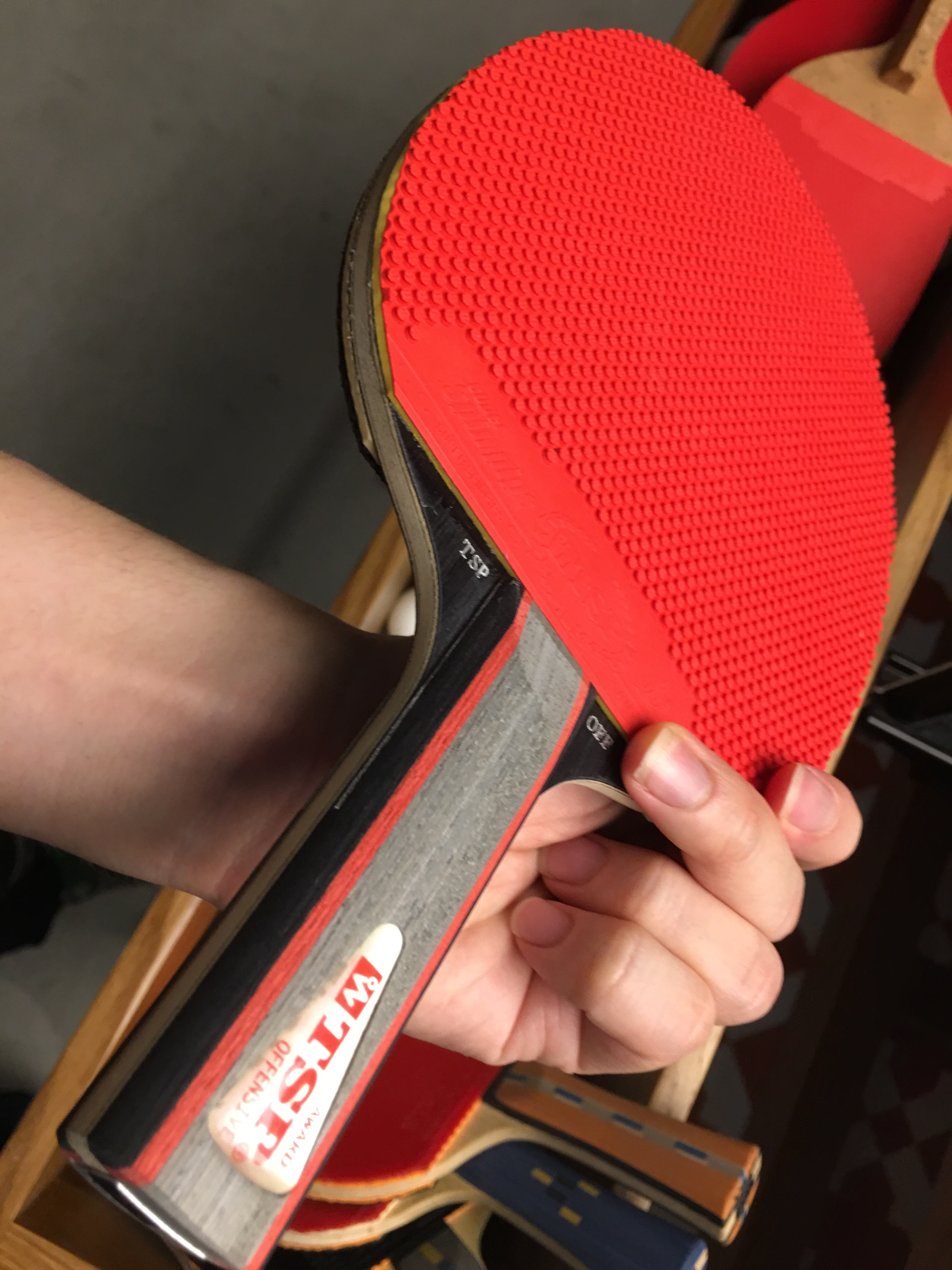 ぐっちぃ】T4が貸し出し用でおいてあるTSPラケット！！ちょっと表で