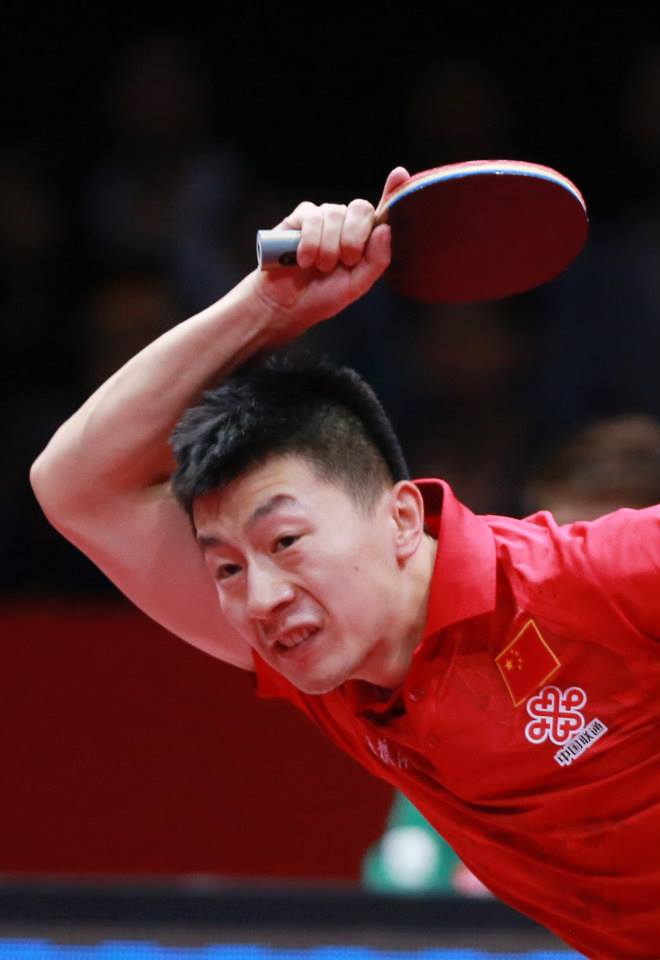 ぐっちぃ 世界卓球で最強の男 馬龍選手のラケット写真 ぐっちぃの卓球活動日記 Wrm