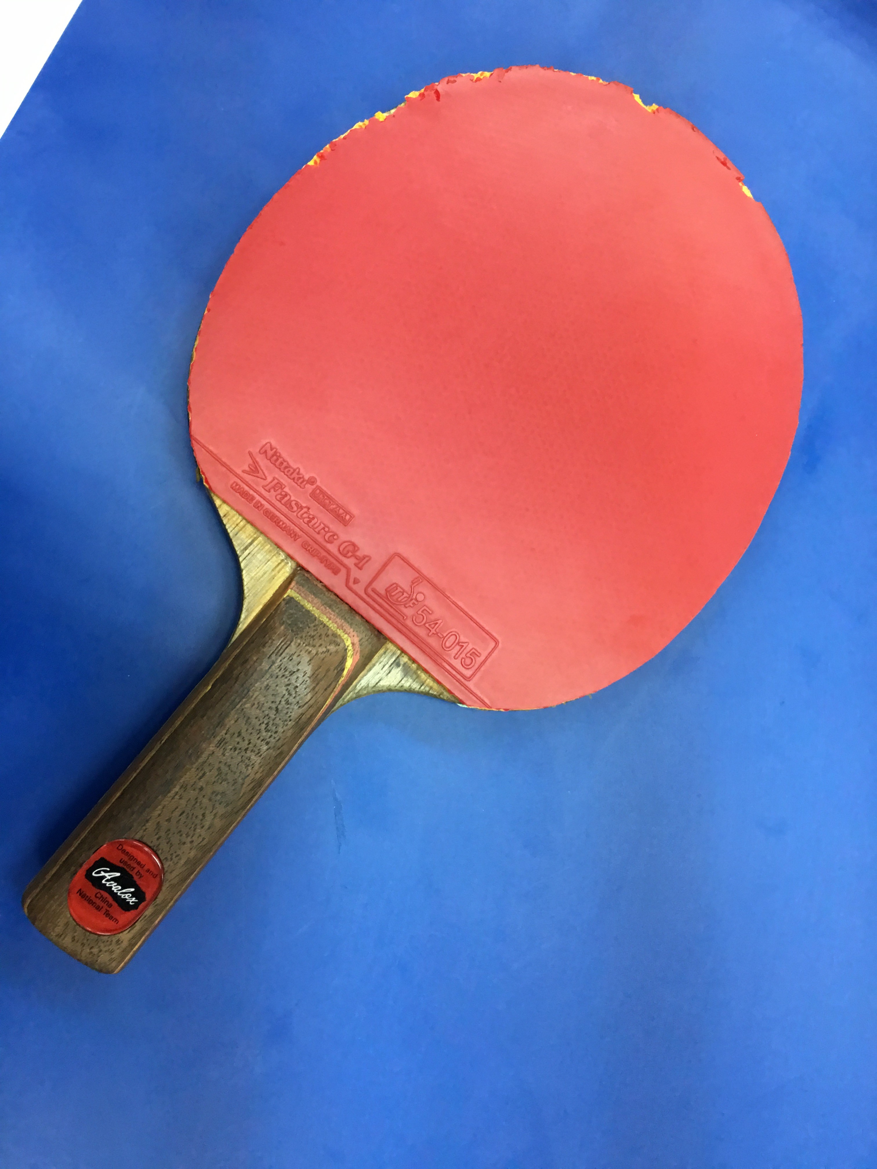 埼玉の選手！中国伝統のアバロックスP700を長年使い、劉国梁監督が使っ
