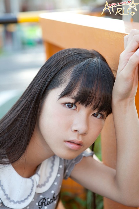 ジュニアアイドル  桜あいり 