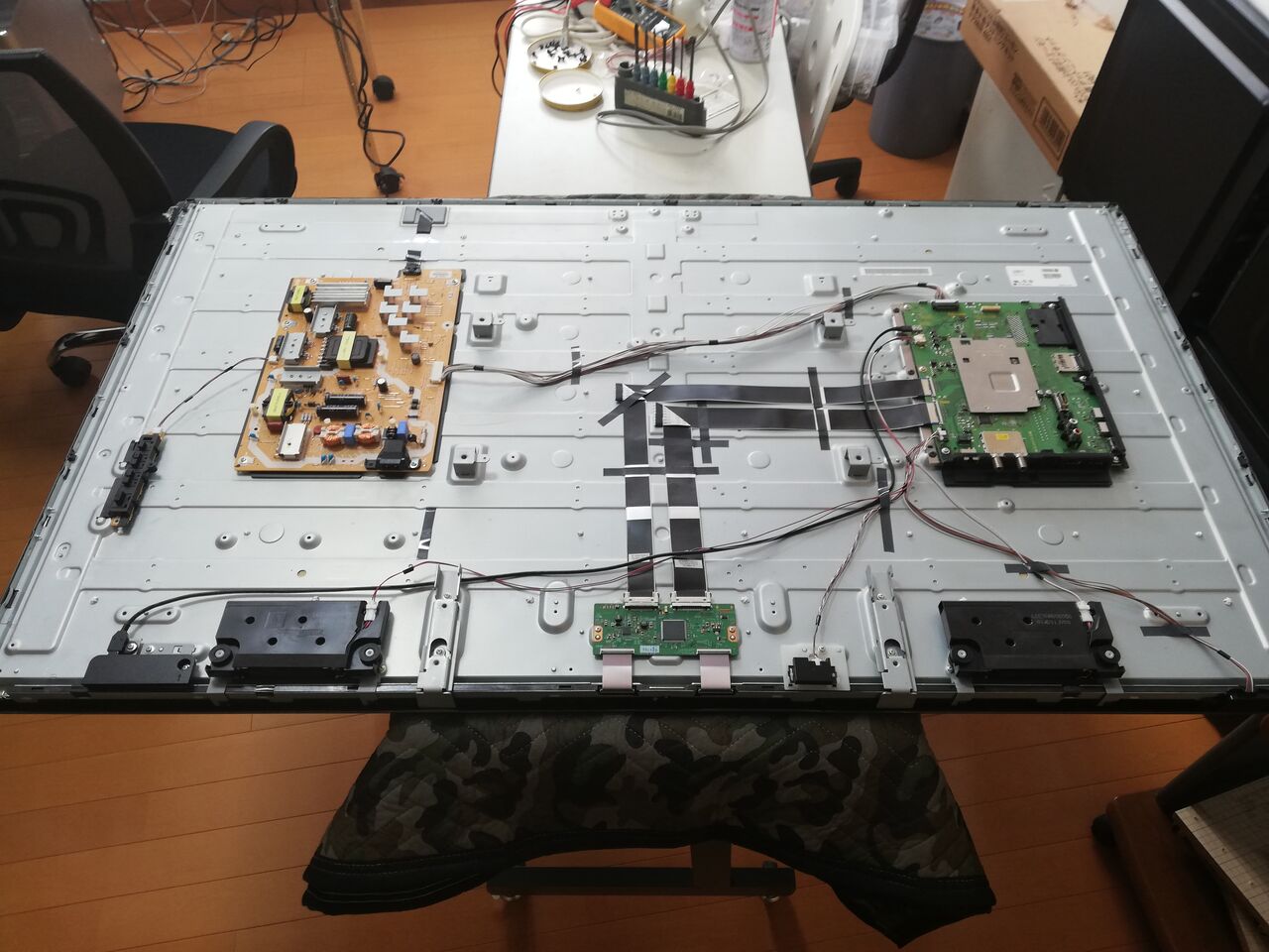 ASTEX チューナーレステレビ　バックライト故障 backend=imagemagick;version=1;