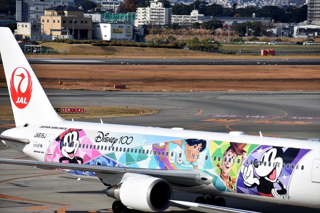 ad-car's　ラッピングデス
	  JAL DREAM EXPRESS Disney100（JAL）