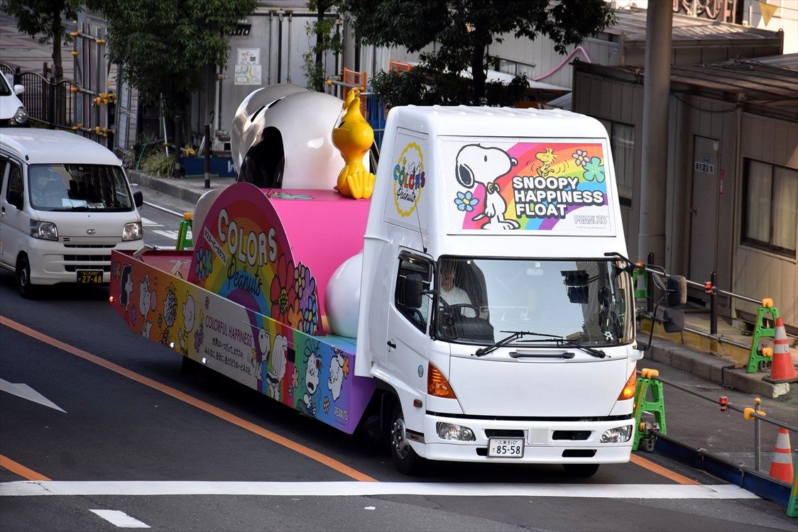 スヌーピー ハピネスフロート（アドトラック） : ad-car's ラッピングデス