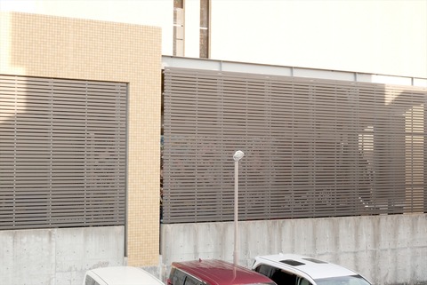 P1256850_R