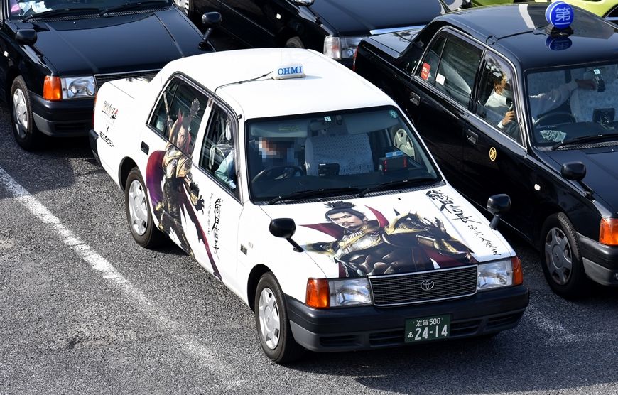 戦国無双タクシー 織田信長 井伊直虎 井伊直政 近江タクシー Ad Car S ラッピングデス
