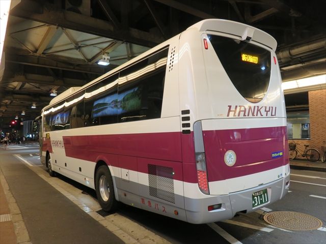 3111号車・復刻カラーほか（阪急バス） : ad-car's ラッピングデス