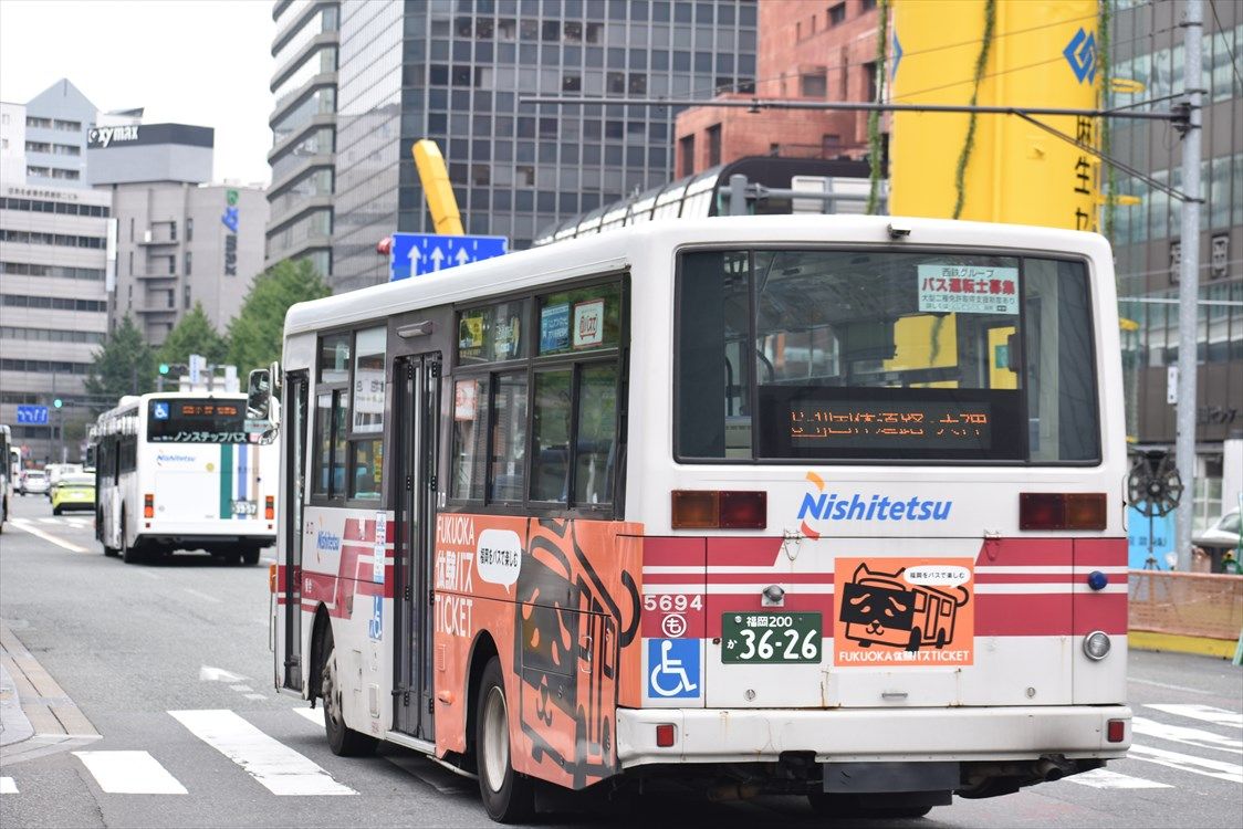 西鉄バス色々 : ad-car's ラッピングデス