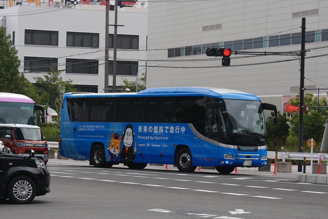 EXPO2025うめきたシャトル（西日本JRバス系） : ad-car's ラッピングデス