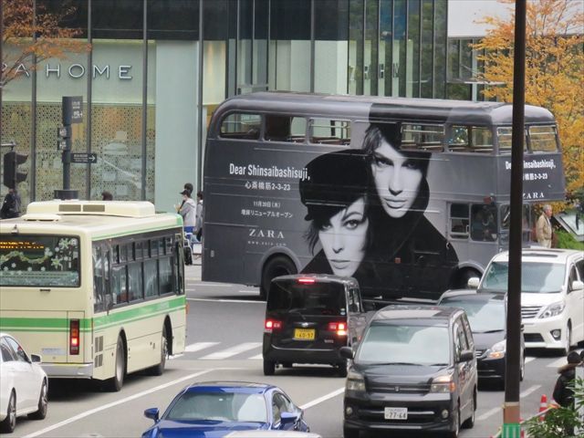 Zara 心斎橋筋 11 30増床リニューアル ラッピングバス Ad Car S ラッピングデス Zara 心斎橋筋 11 30増床リニューアル ラッピングバス Ad Car S ラッピングデス
