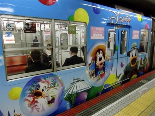 東京ディズニーリゾート 御堂筋線 Ad Car S ラッピングデス
