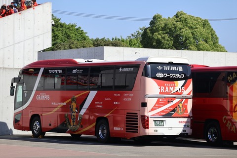 名古屋グランパス L 名古屋グランパス（チームバス＆トラック） : ad-car's ラッピングデス