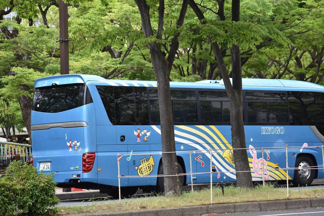 兵庫県警察音楽隊 チームバス Ad Car S ラッピングデス 兵庫県警察音楽隊 チームバス Ad Car S ラッピングデス