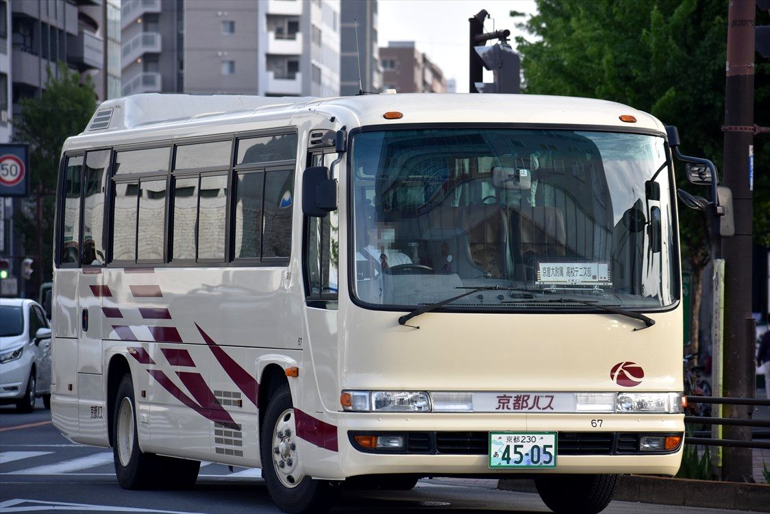 ご当地柄ナンバープレートのバス : ad-car's ラッピングデス