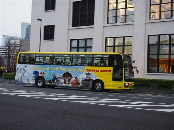 北海道 雪ミク（はとバス） : Ad-Car's ラッピングデス