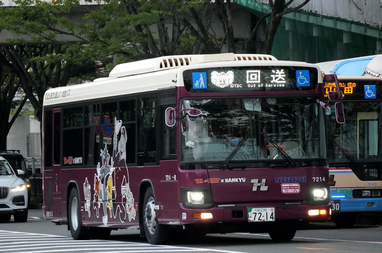 トムとジェリー×阪急電車「ラッピングバス1/80ディスプレイモデル（千里）」 4/16(水)～「トムとジェリー×阪急電車」コラボラッピングバス