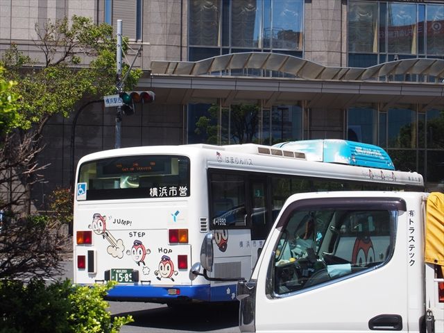 はまりんバス色々（横浜市バス） : ad-car's ラッピングデス