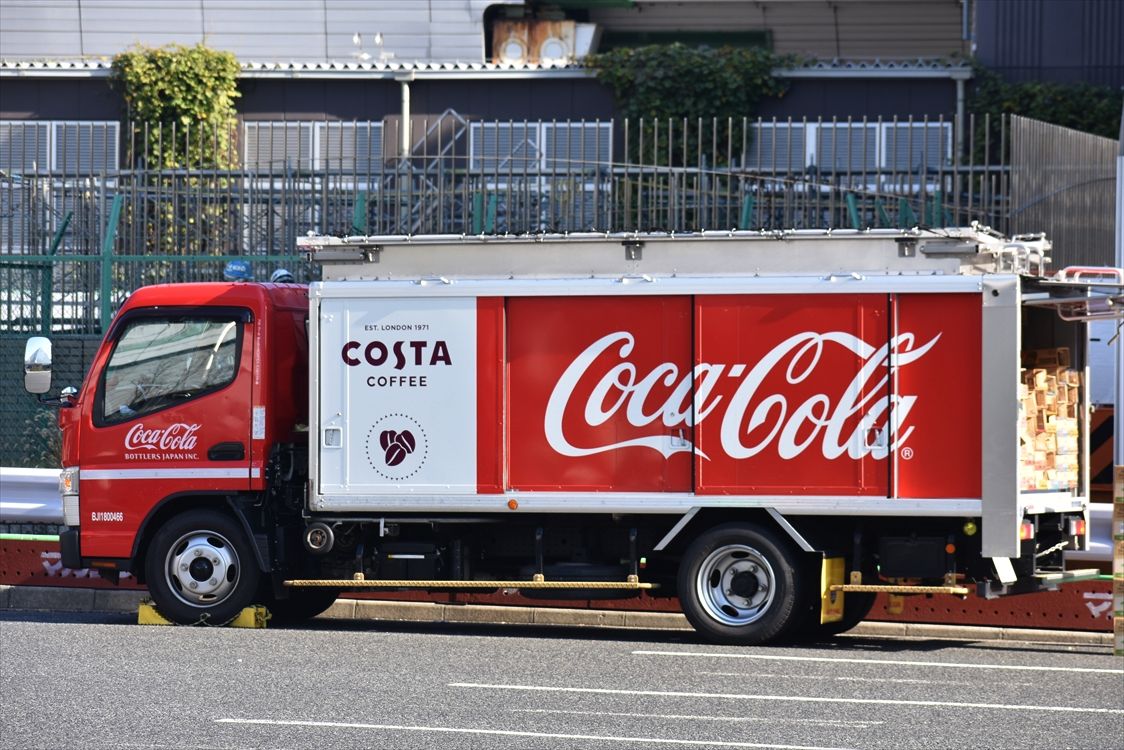 コカコーラ Costa Coffee 配送トラック Ad Car S ラッピングデス コカコーラ Costa Coffee 配送トラック Ad Car S ラッピングデス