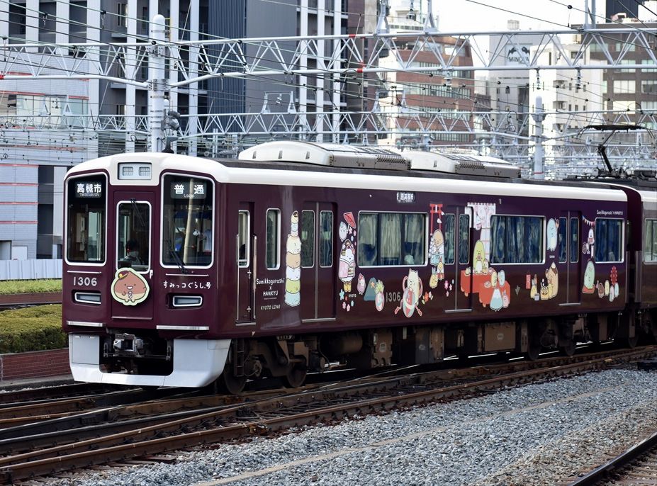 阪急電車×すみっコぐらし コラボ ラッピングディスプレイモデル