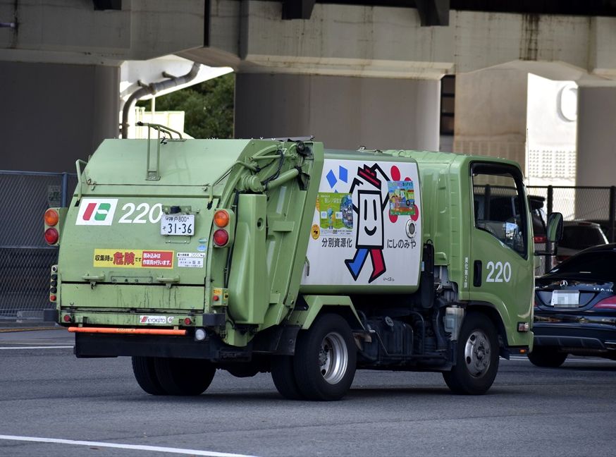 西宮市 和歌山市 ゴミ収集車 Ad Car S ラッピングデス 西宮市 和歌山市 ゴミ収集車 Ad Car S ラッピングデス
