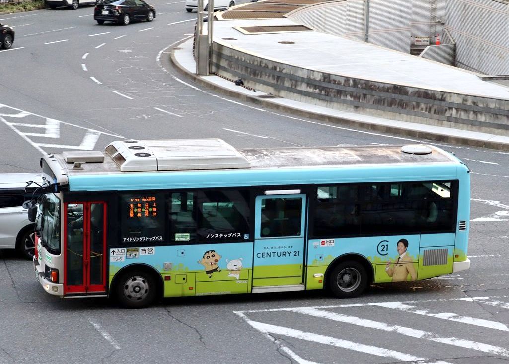 センチュリー21（名古屋市バス） : ad-car's ラッピングデス