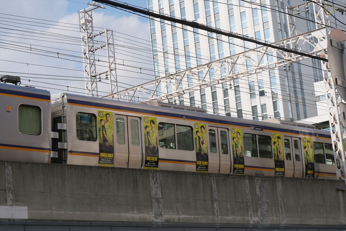 堺ブレイザーズ2025（南海電車） : ad-car's ラッピングデス