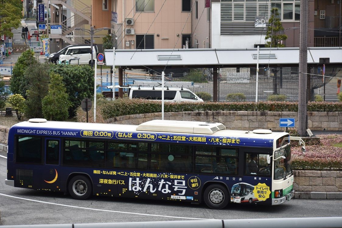 深夜急行バス はんな号 奈良交通 Ad Car S ラッピングデス 深夜急行バス はんな号 奈良交通 Ad Car S ラッピングデス