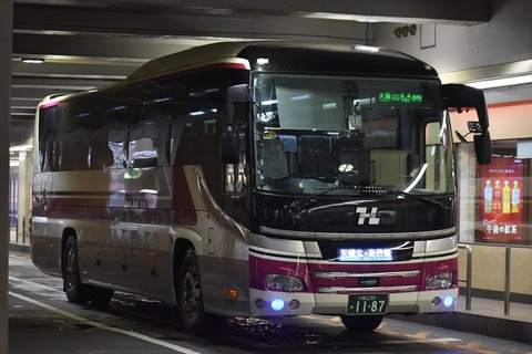 大阪230あ1187/大阪230う1188（阪急バス） : ad-car's