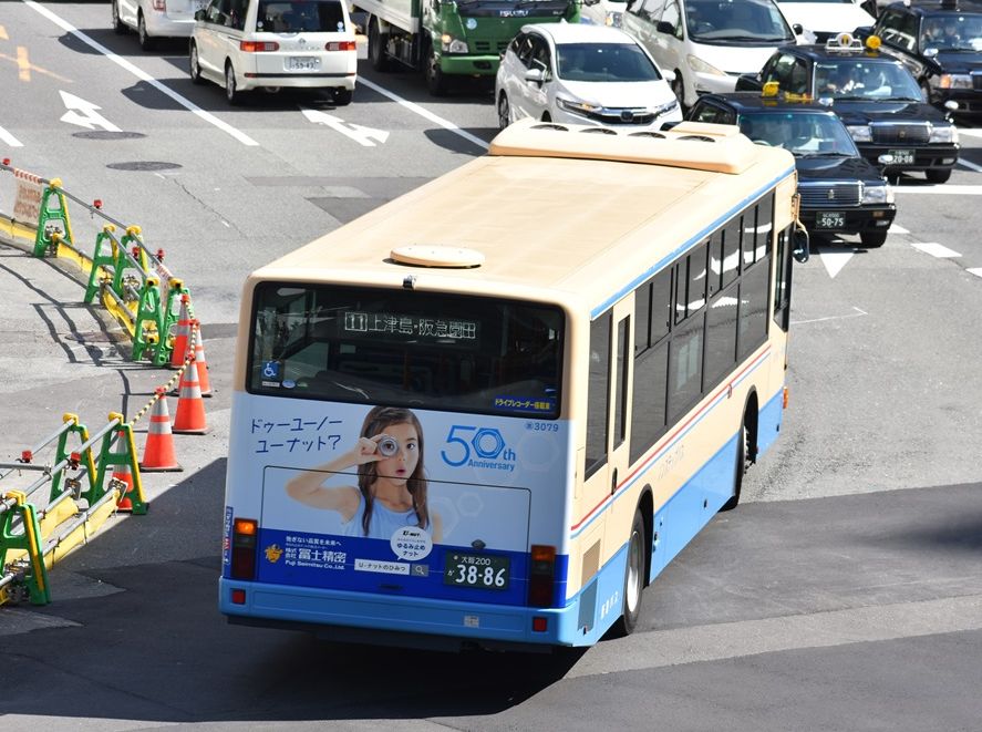 コカコーラ 阪急バス Ad Car S ラッピングデス