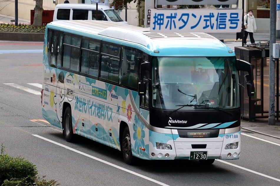 次世代バイオ燃料バス(西鉄バス北九州) : ad-car's ラッピングデス 次世代バイオ燃料バス(西鉄バス北九州) : ad-car's ラッピングデス