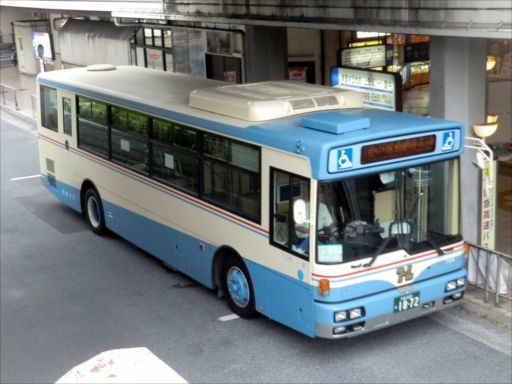 85周年記念カラー（阪急バス） : ad-car's ラッピングデス