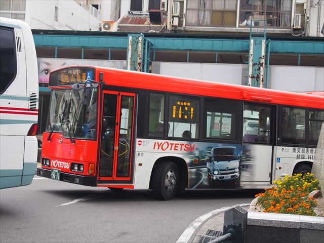 愛媛日野自動車 伊予鉄バス Ad Car S ラッピングデス