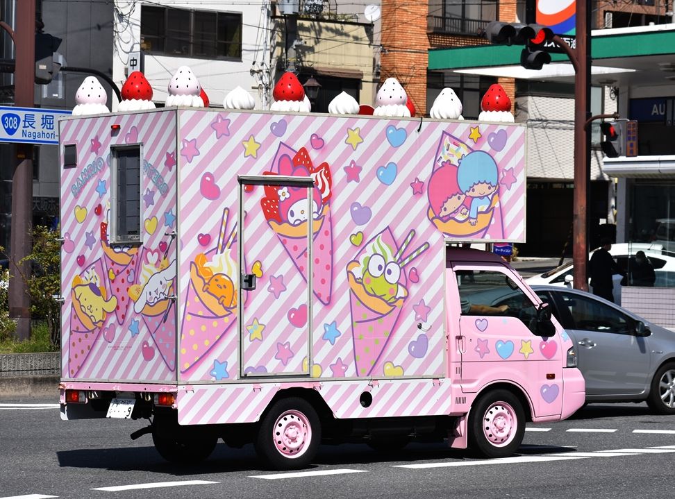 サンリオ カフェワゴン キッチンカー Ad Car S ラッピングデス サンリオ カフェワゴン キッチンカー Ad Car S ラッピングデス