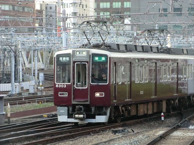 阪急8300系(8310・8312ほか)色々 : ad-car's ラッピングデス