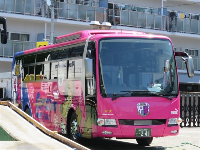 セレッソ大阪 日本交通 Ad Car S ラッピングデス セレッソ大阪 日本交通 Ad Car S ラッピングデス