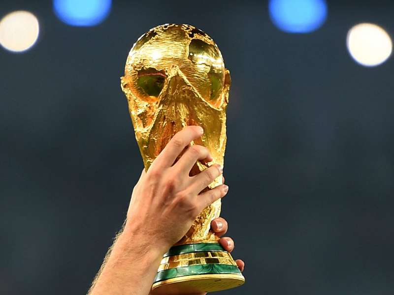【悲報】FIFAさん、W杯出場国にお気持ち表明「お願いだから、今はサッカーに集中しよう」