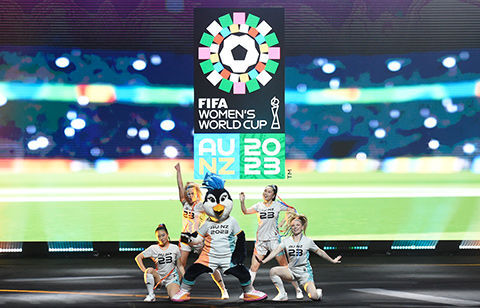 【悲劇】女子W杯、女が監督した強豪国が軒並みグループリーグ敗退www女の敵は女！w