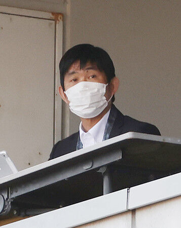 【悲報】日本代表のあの人、海外に住んだほうが良くね？