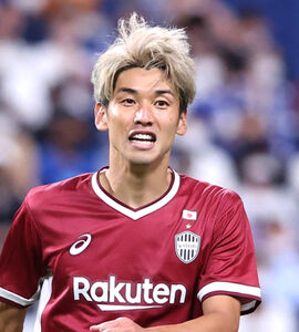 【衝撃】大迫勇也、まさかのPK失敗も貫禄の２ゴールｗｗｗ
