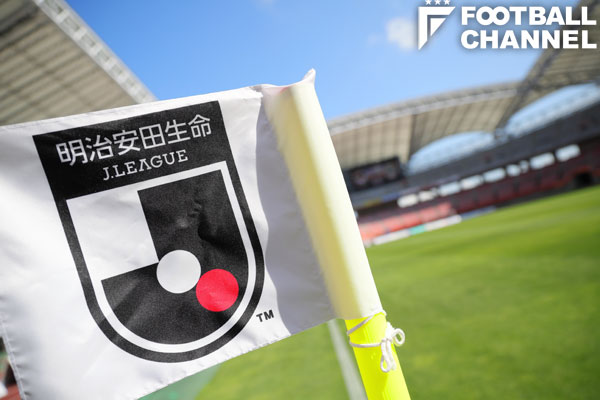 【悲報】“今年のJ1はツマラナイ”“今年のJ2は超面白い”“今年のJ3も面白い”