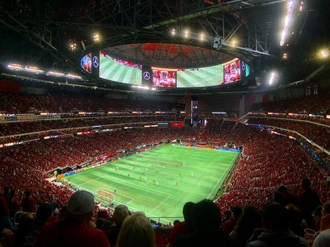 【衝撃】うぉぉぉぉこれがアメリカのサッカースタジアムwwwwwwww