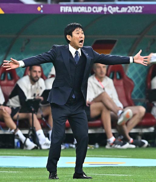 【悲報】W杯優勝国のドイツに連勝しても親善試合を組むのに大苦戦...森保ジャパンにオファーが殺到しない理由・・・・