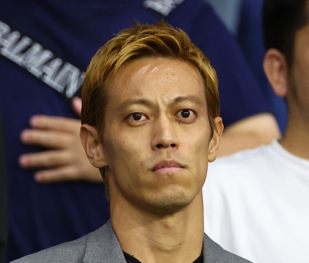 【衝撃】本田圭佑さんサプライズ登場「欲望を解放しろ」歩きながら熱弁ｗｗｗ
