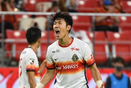 【朗報】キム・ミンテがデビュー戦で値千金の決勝点!名古屋、湘南下して7戦ぶり白星☆コメント