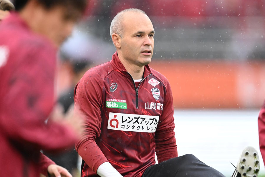【悲報】フル出場できないイニエスタさんに文句ないんか！？！？
