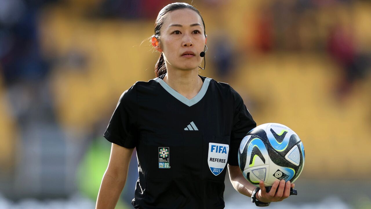 【悲報】山下良美主審のアジア杯初陣が決定・・・・・・