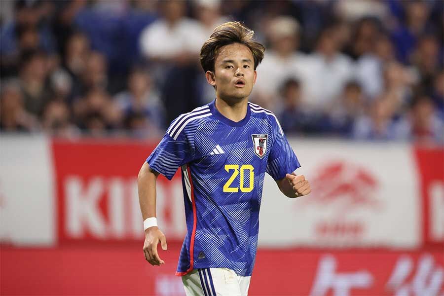 【悲報】久保建英さん、ユニフォームを“ポイっ”ってして謝罪ｗｗｗ